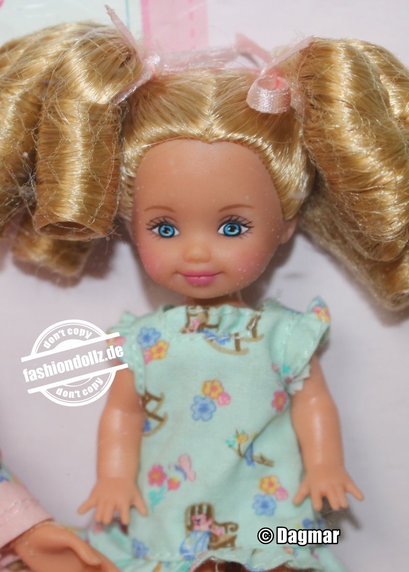 2000 Bedtime Stories - Three Little Bears Barbie & Kelly #29426 