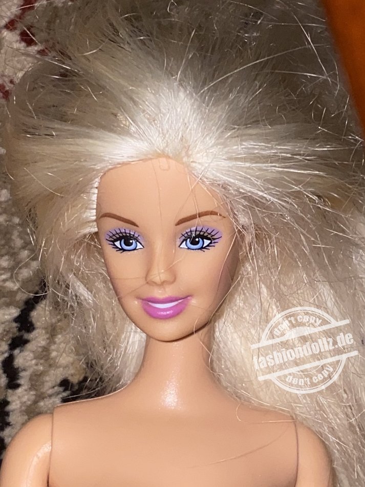 2003 Stretch Sensation Barbie, blonde #B2987