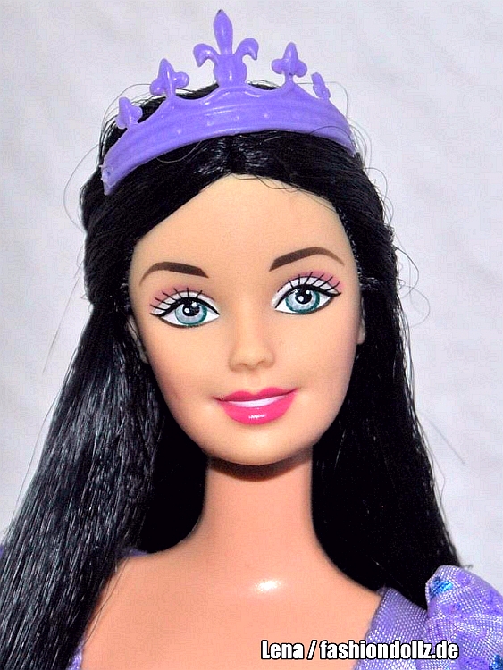 2004 Princess Collection - Barbie as Snow White C2629