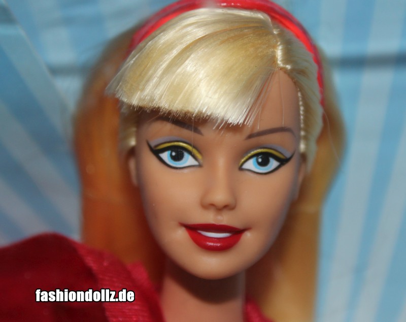 2004 Supergirl Barbie B5837