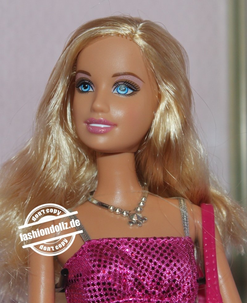 2009 Glitz Barbie, pink dress N4822