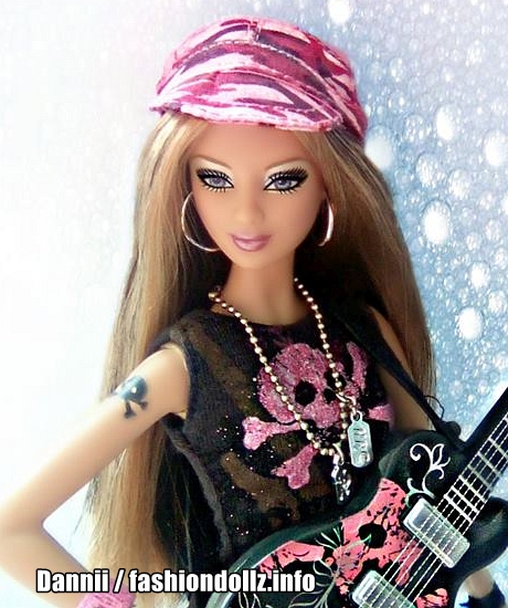 2006 Hard Rock Cafe Barbie, blonde K7906