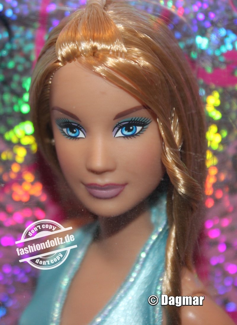 2008 Fashion Fever Winter warm up Barbie #M9326