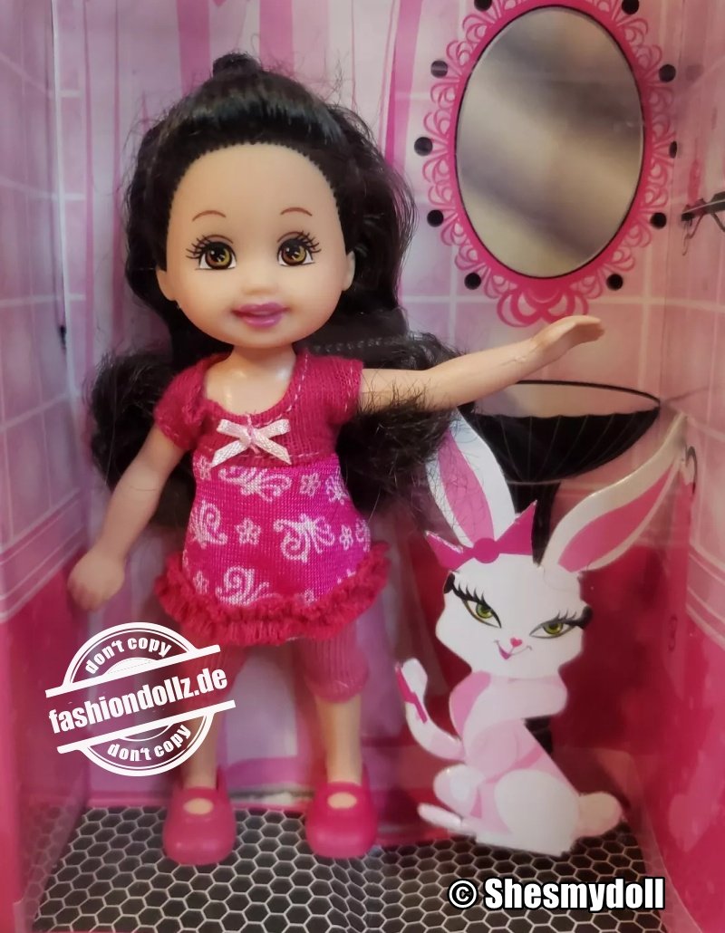 2009 Kelly & Friends - Pink is for girls (4 dolls set,) #P4409 Target Excl