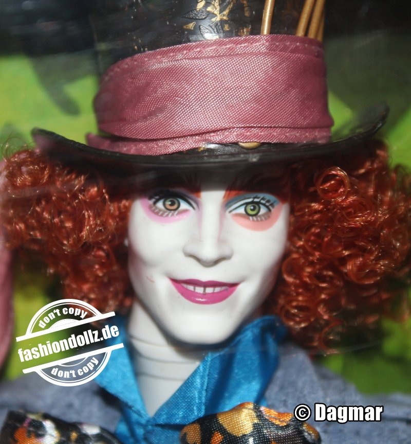 2010 Alice in Wonderland - Mad Hatter Doll (Johnny Depp) # T2104