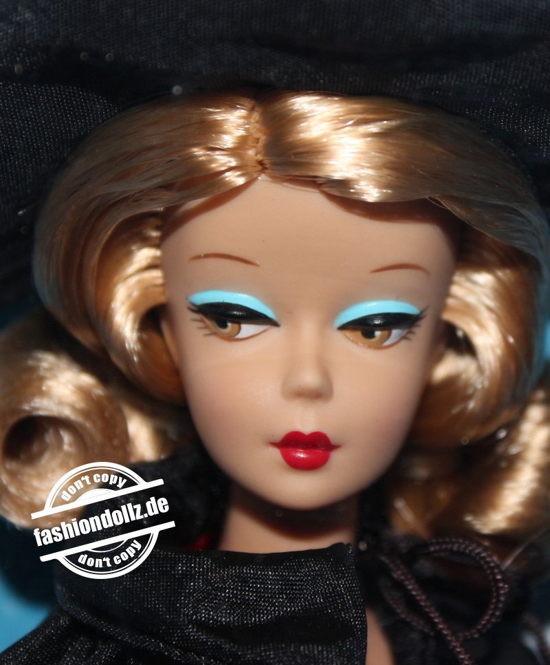 2010 Bewitched Barbie V0439