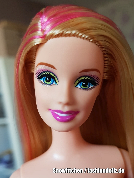 2011 Barbie A Fairy Secret - Barbie T7360