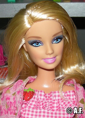 2012 Fashionistas Clutch Wave 2 Starlight Barbie X2273