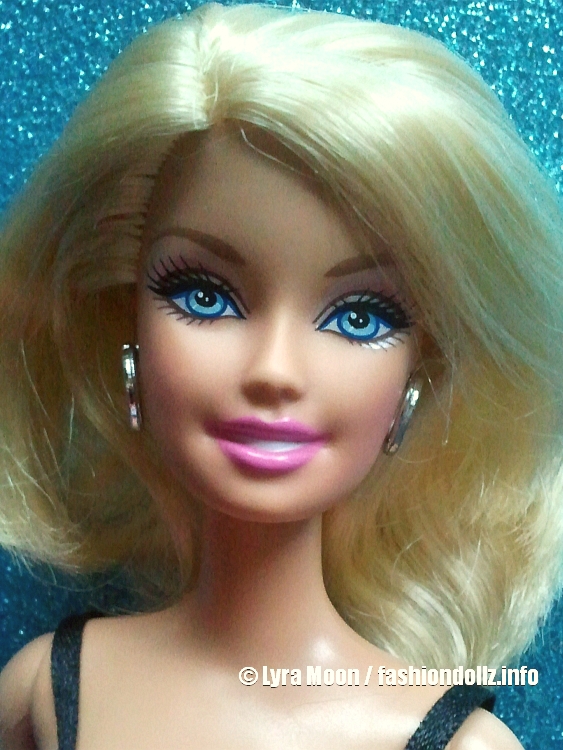 2012 Hair-Tastic Cut & Style Barbie W3910