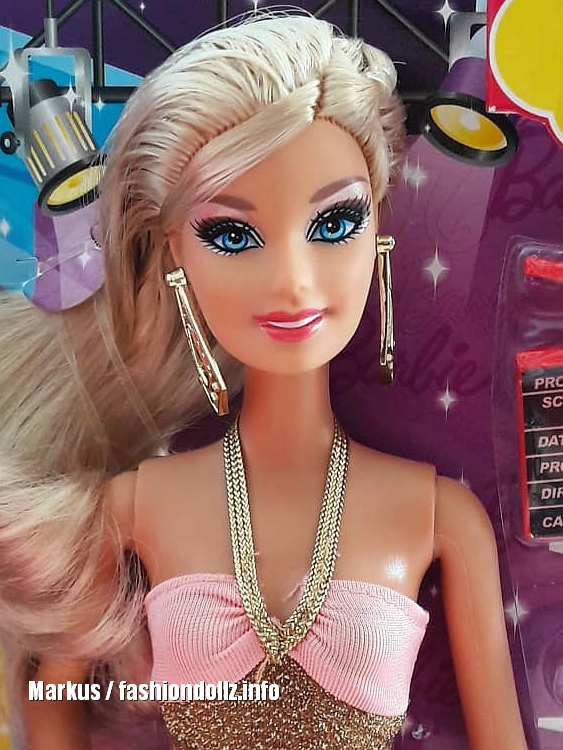2013 I can be... Actress Barbie Y7373