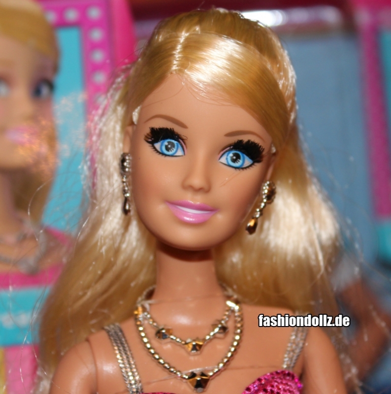 2013 Life in the Dreamhouse Barbie Y7437