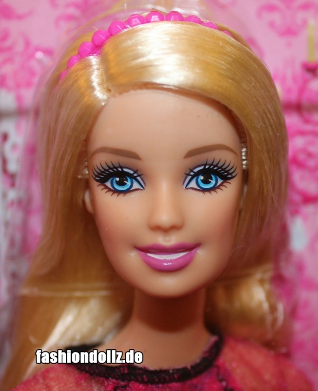 2013 Life in the Dreamhouse Stylin' Friends Barbie BDB41