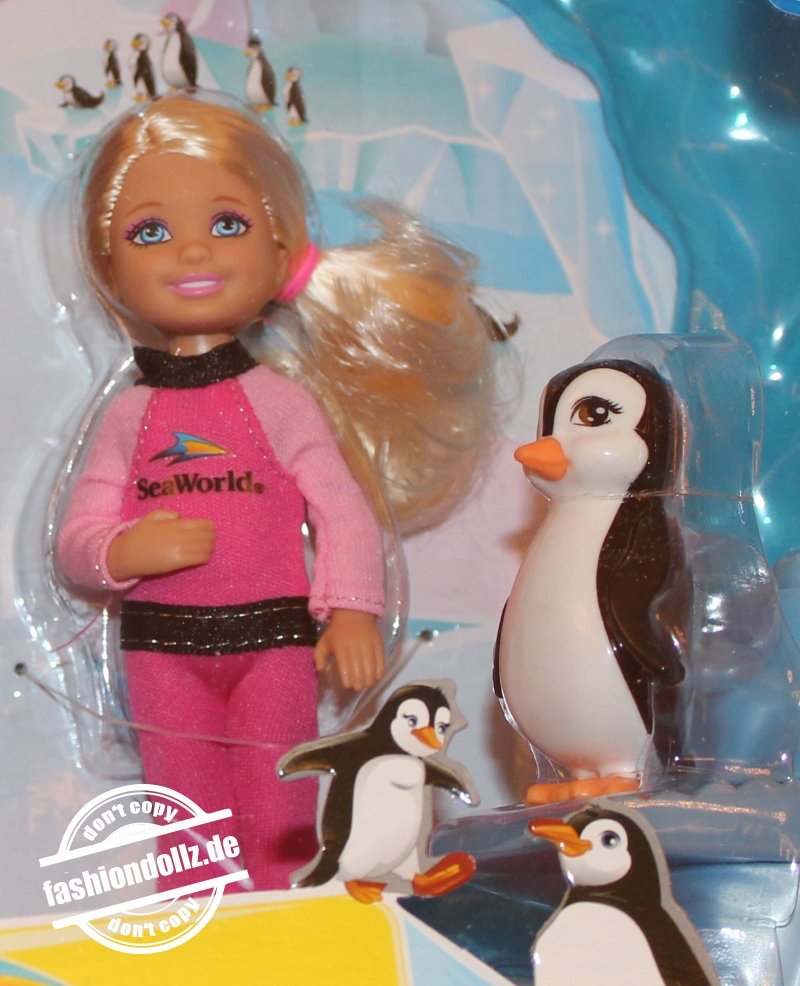 2013 I can be... SeaWorld Antarctica Penguin Fun Barbie BCN21 