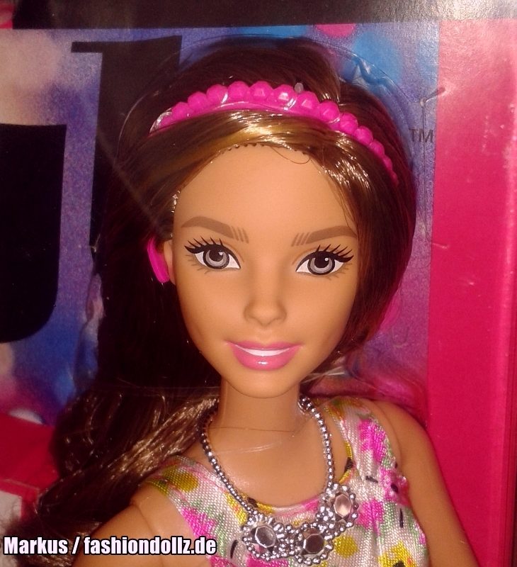 2015 Barbie Style - Glam Night - Teresa CLL35