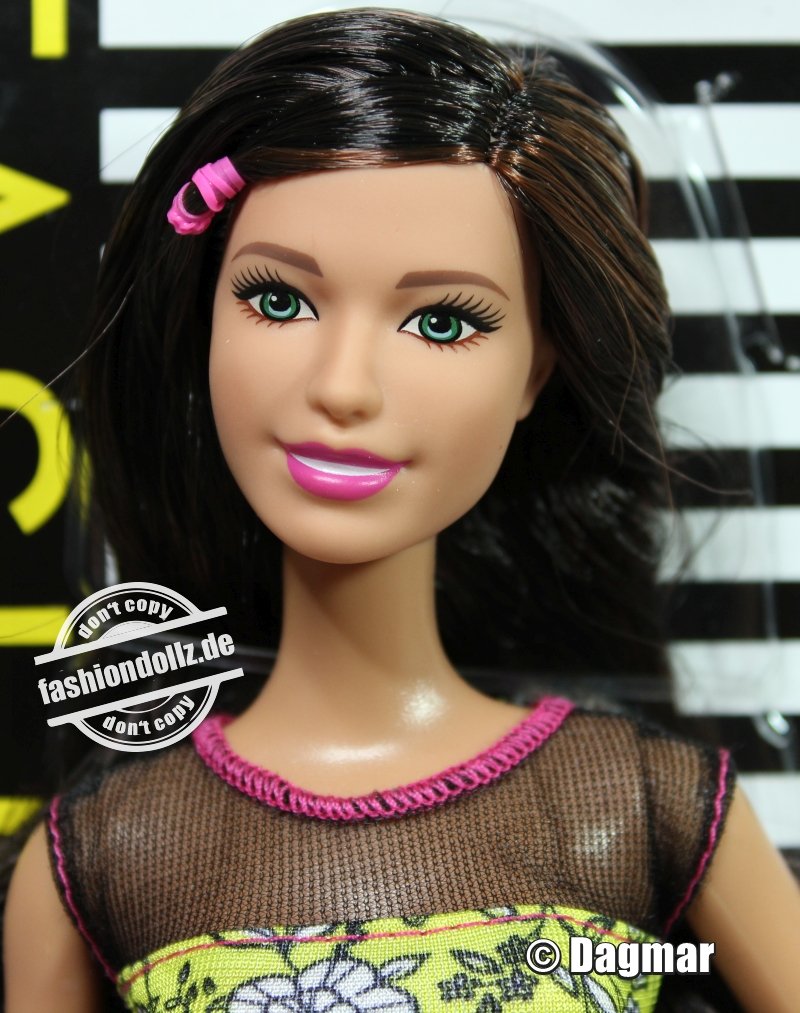 2015 Fashionistas #05 Flower Fun CLN62