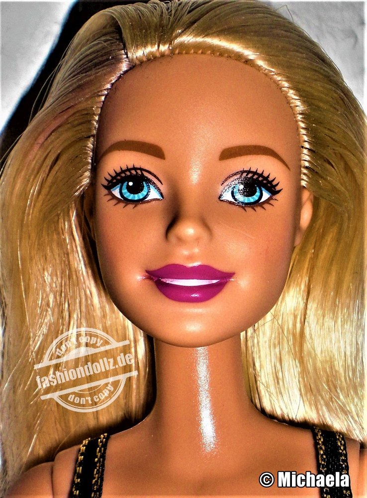 2015 Mix 'n Color Barbie DHL90