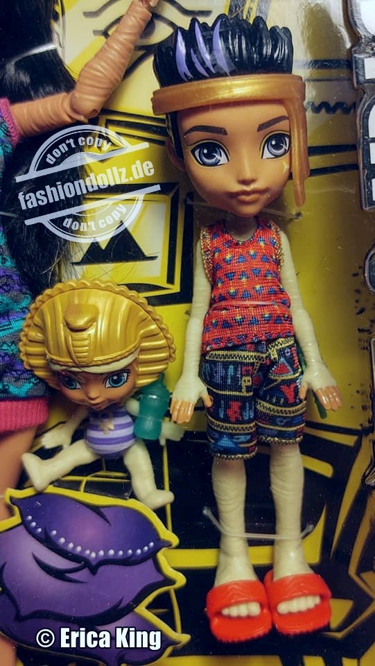 2017 Monster High - Monster Family Cleo de Nile, Lux de Nile & Sandy de Nile #FCV76