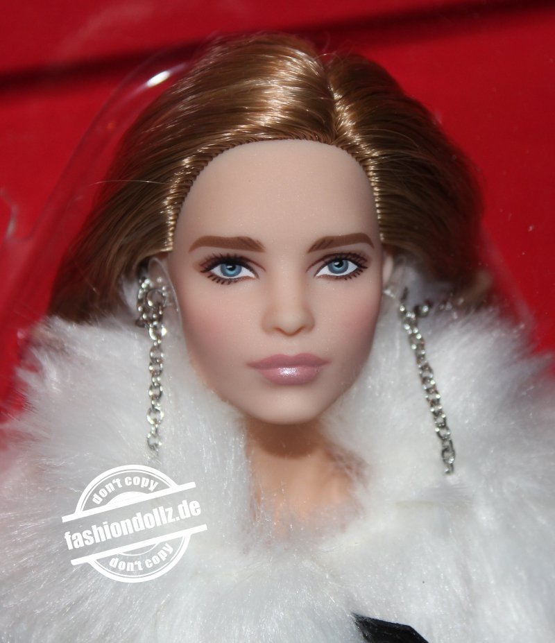 2017 Natalia Vodianova Barbie #CHX13