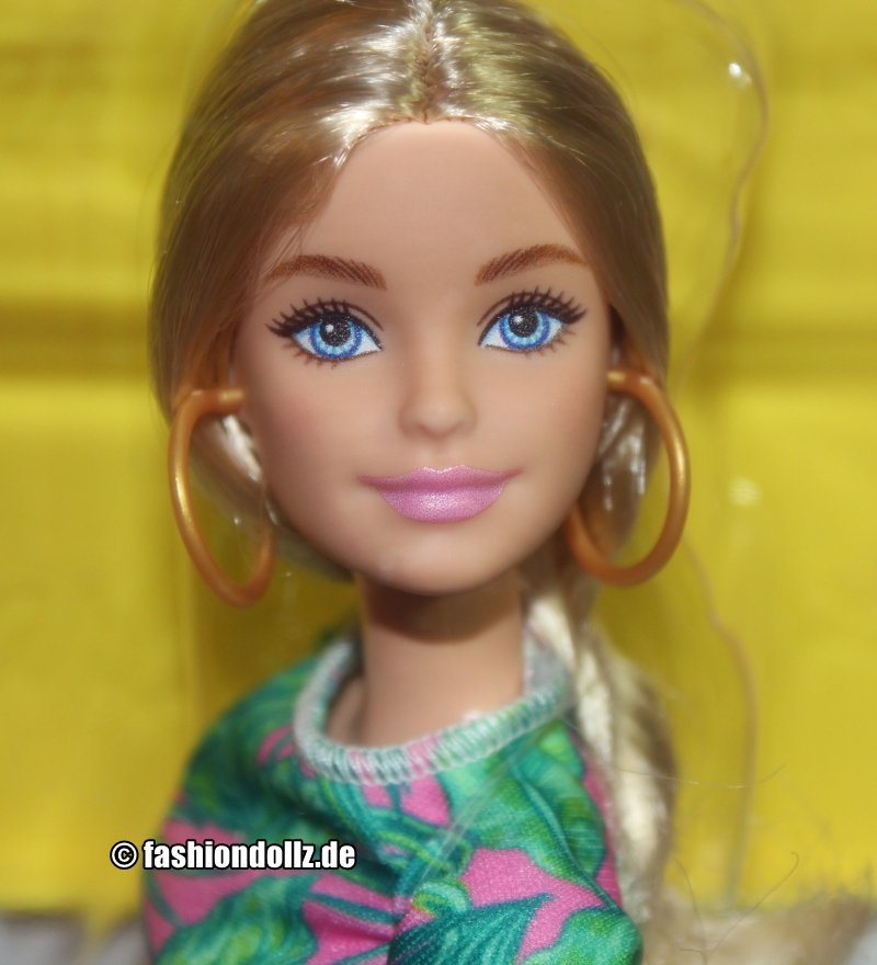 2020 Fashionistas #165 Barbie GRB93 