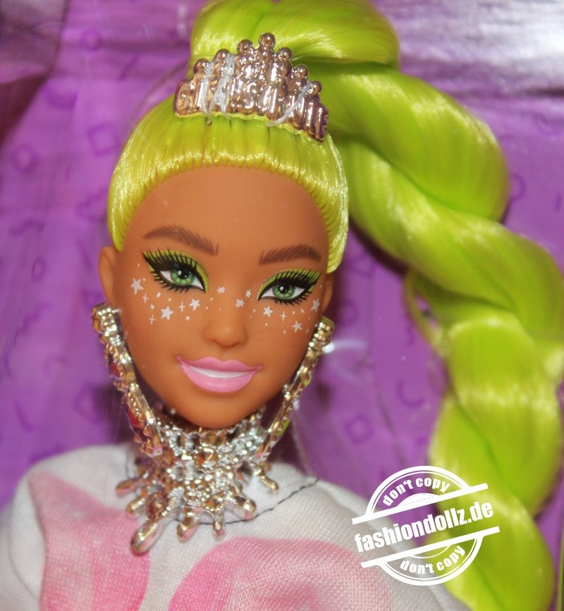 2021 Barbie Extra No. 11 #HDJ44 