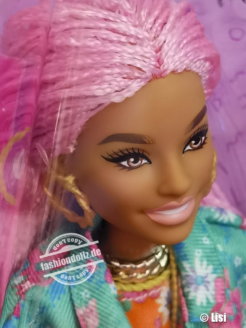 2021 Barbie Extra No. 10 #GXF09