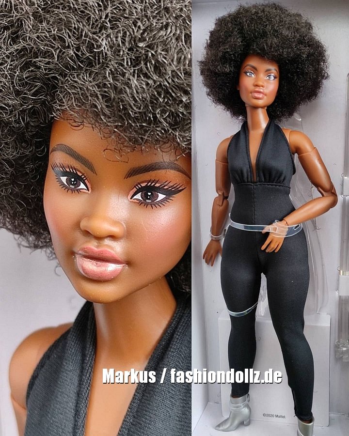 Barbie Barbie Looks Doll GTD91