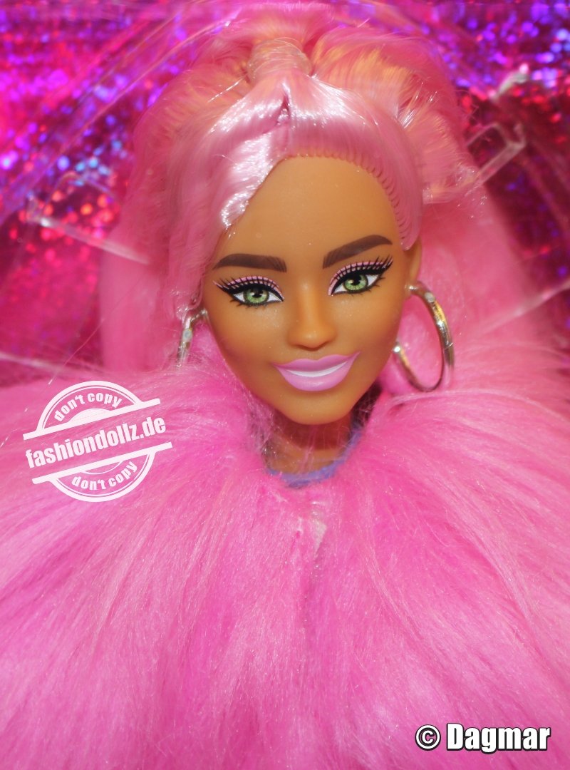 2022 Barbie Extra Deluxe #HGR60