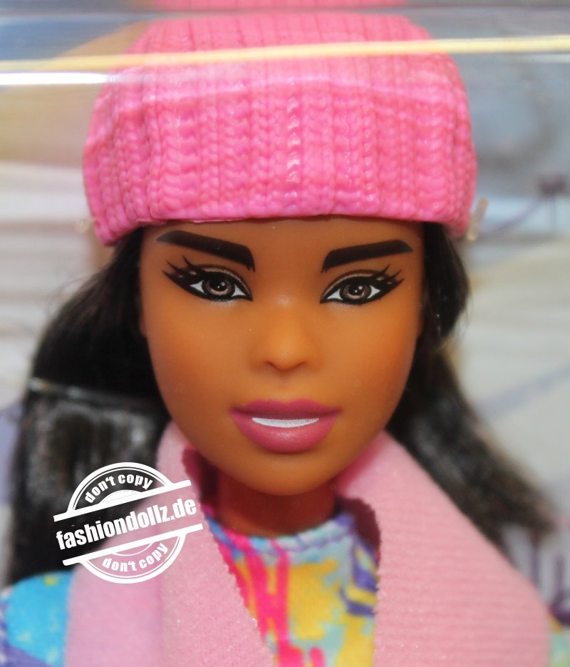 2022 You can be anything - Sledding Winter Barbie #HGM73