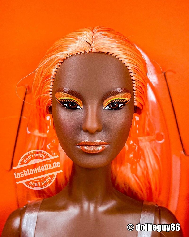 2023 Convention Doll - Chromatic Couture Barbie, orange HJX41 ...