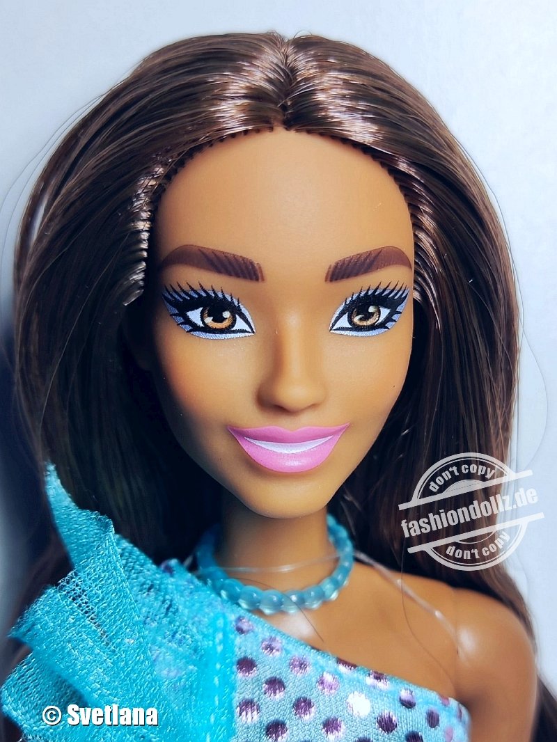 2023 Glitz / Standard Fashion Barbie, brunette #HJR95
