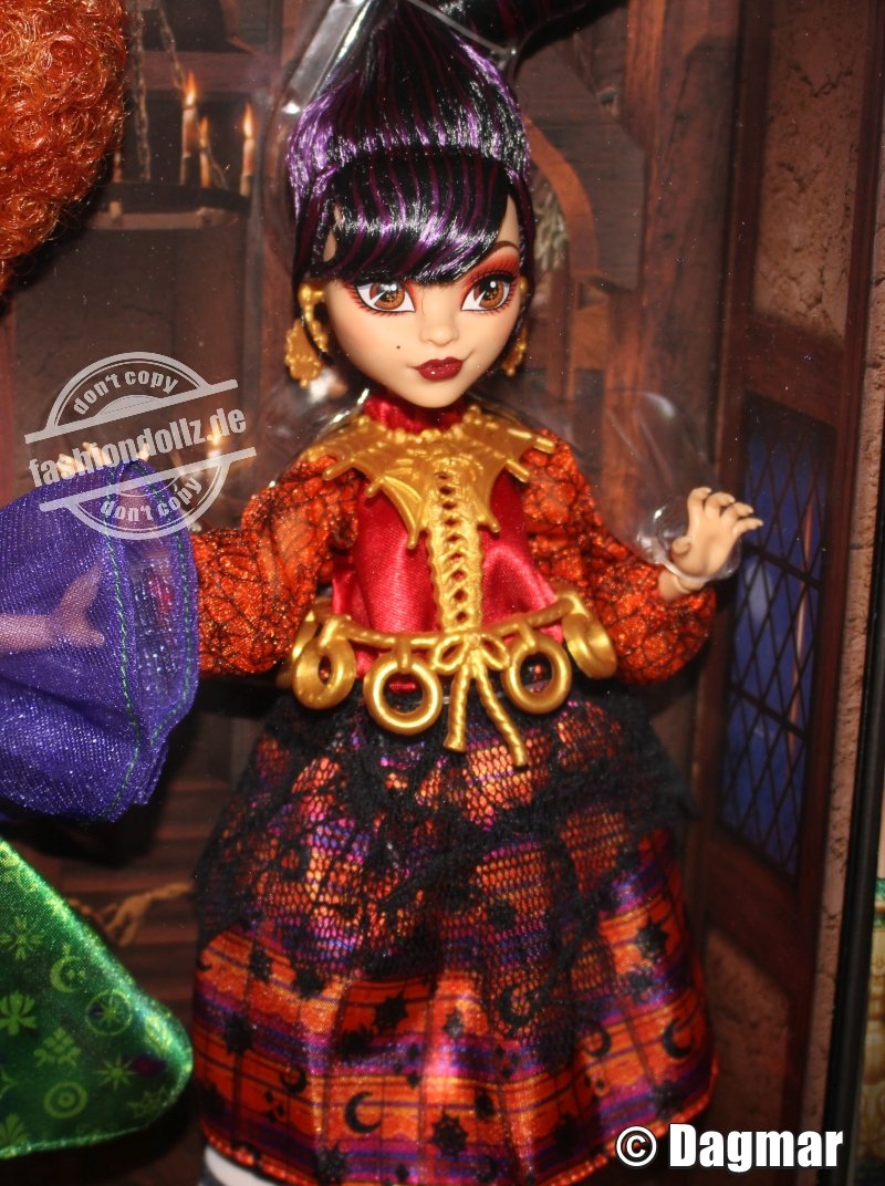 2024 Monster High - Disney's Hocus Pocus, Mary Sanderson Doll      #HXJ02