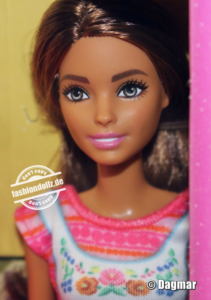 2025 Barbie and Teresa - Recipe for Friendship Teresa Cook & Create Kitchen #JCT02