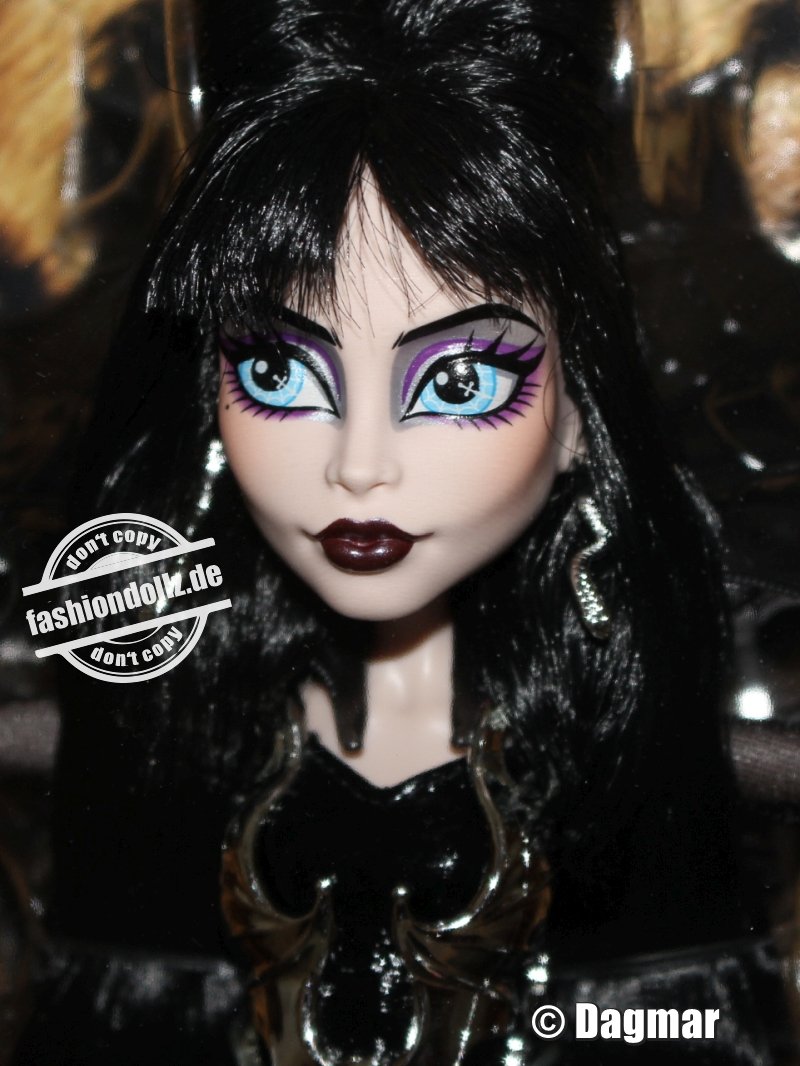 2025 Monster High Skullector - Elvira, Mistress of the Dark      #HYV99