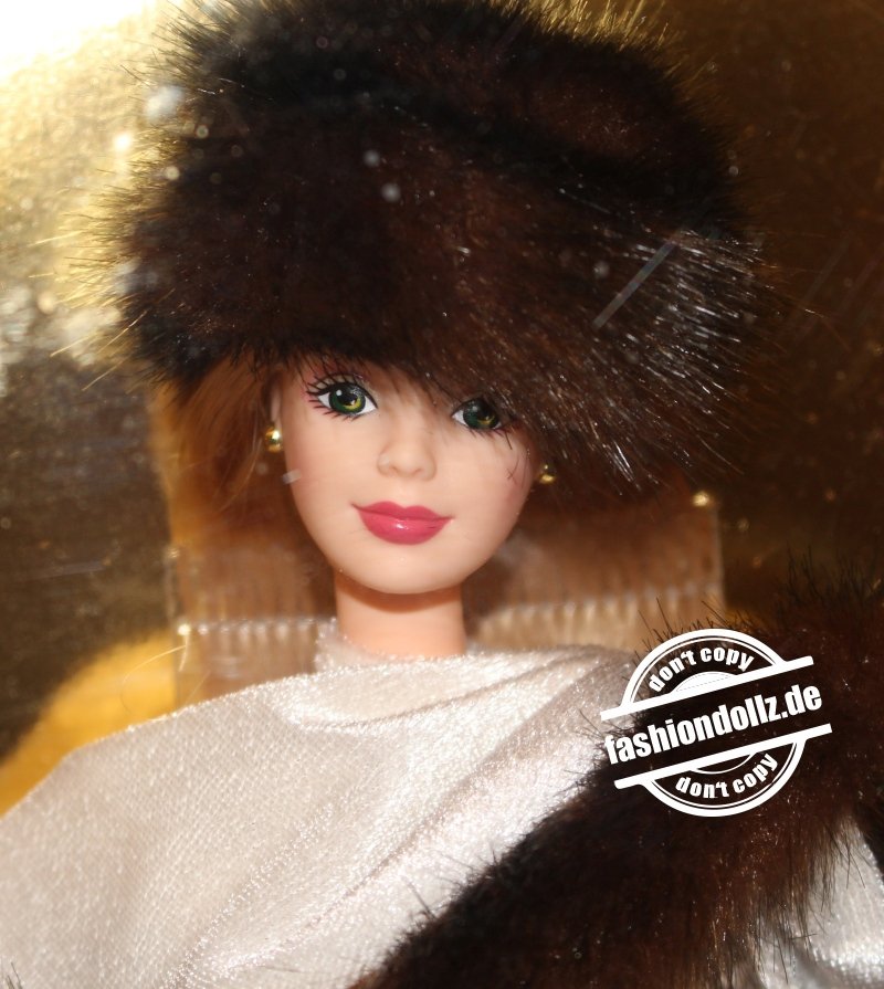2001 Winter Classic Barbie, blonde #50247
