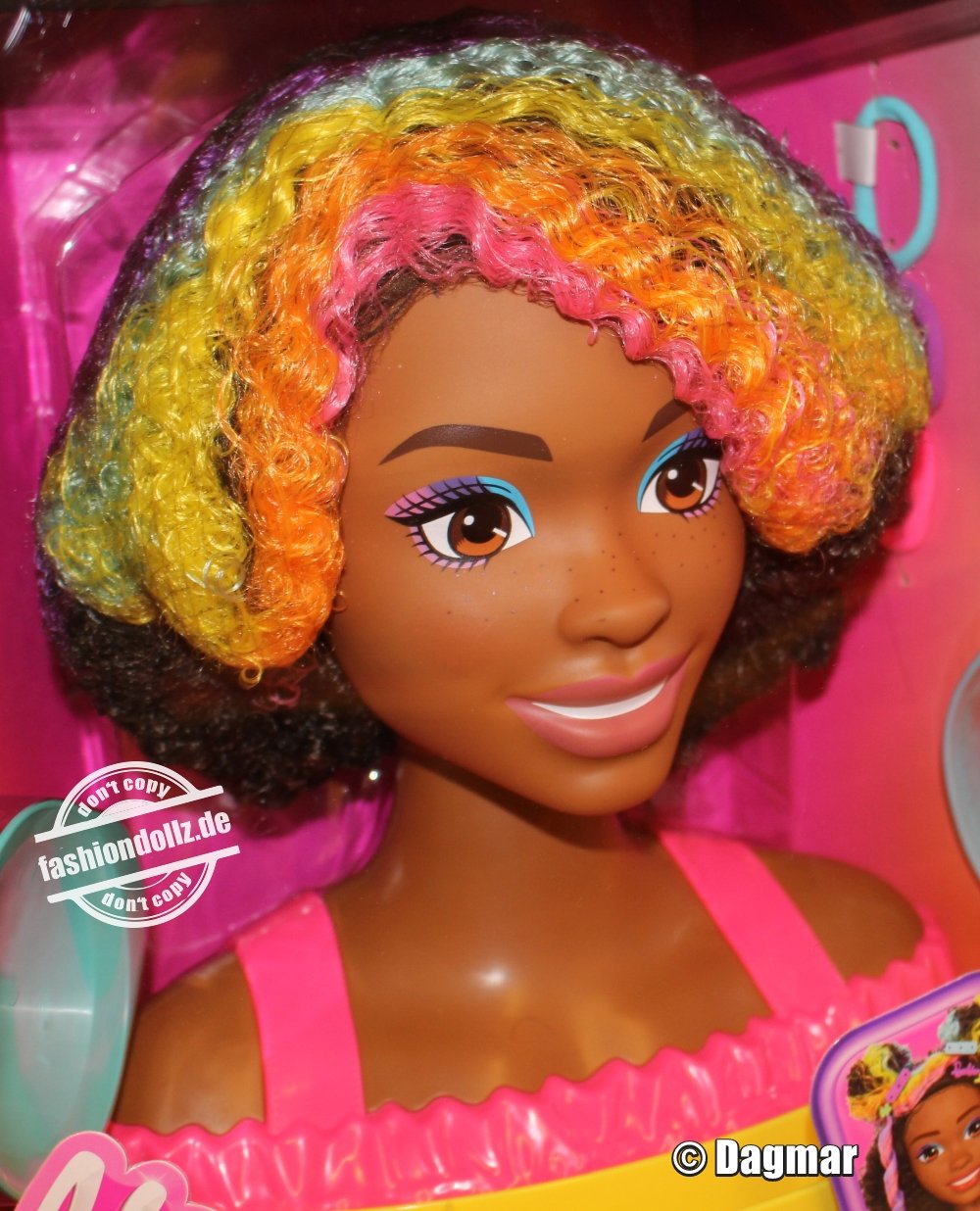 2023 Barbie Color Reveal Styling Head AA #HMD79