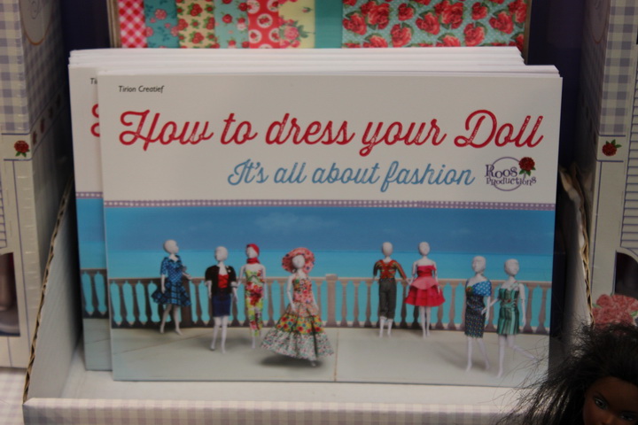 Dress your Doll, Roos Productions (3)