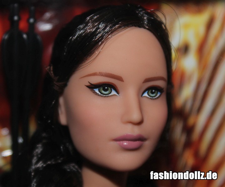 Katniss, de Jogos Vorazes, ganha sua própria Barbie! #EuQuero! - TodaTeen