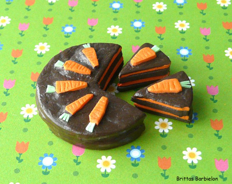 Osterdeko Miniaturen Torte aus Moosgummi und Farbe