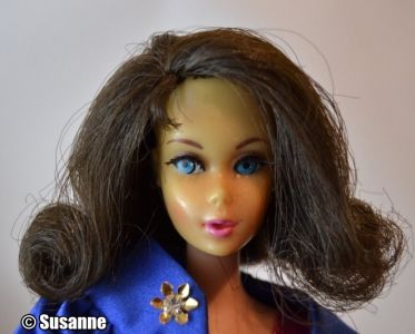 1969 Twist'n Turn Barbie, brunette #1160