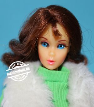 1971 Twist'n Turn Barbie, brunette #1160, centered eyes