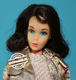 1971 Twist'n Turn Barbie, brunette #1160, centered eyes  