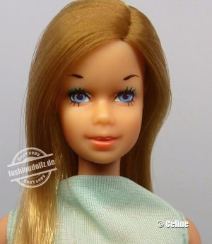 1974 Standard Barbie #8587 Europe