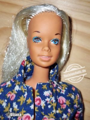 1975 Malibu Barbie, platinum hair Korea