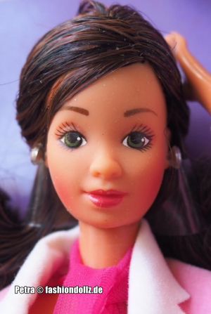 1985 Day-to-Night / City Barbie, Hispanic #7944