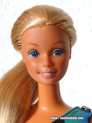 1986 Tropical Barbie #1017 Philippines