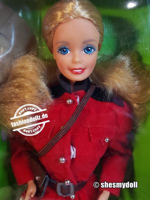 1988 Dolls of the World - Canadian Barbie #4928