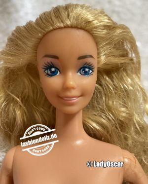 1989 SuperStar Barbie #1604, Saran Hair