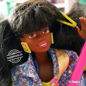 1990 Barbie and the Beat / Disco Christie #2754