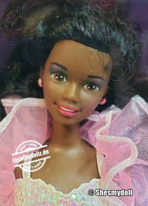 1991 Costume Ball  Fantasy Barbie AA #7134 