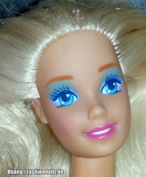 1992 Fashion Play / Modespaß Barbie #2370, #7151